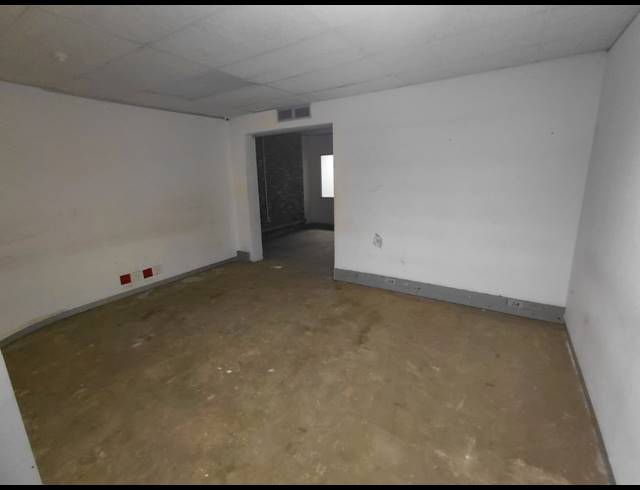 1,841M² OFFICE TO LET IN RANDJESPARK